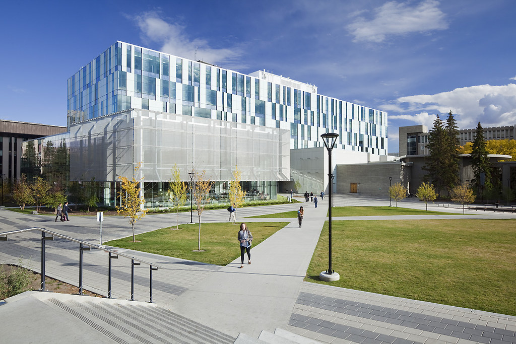 Literasi di Era Teknologi