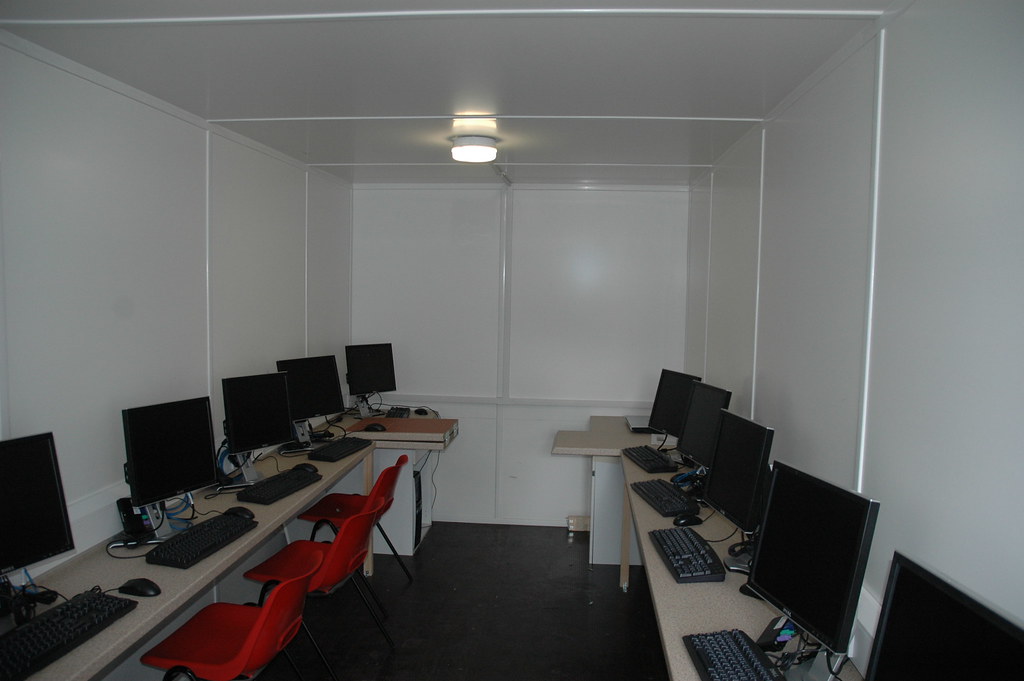 Tempat Main Game Online Paling Rekomendasi di Tangerang